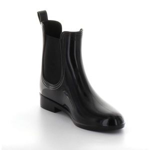 Seven7 Dover rain boot.